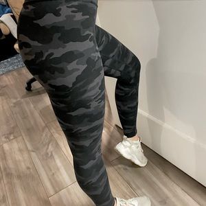 🖤High waisted leggings🖤